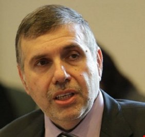 نائب عن الحكمة: بعد أن غادر علاوي المنصب، لماذا لا يكشف عن الجهات السياسية التي ضغطت عليه؟