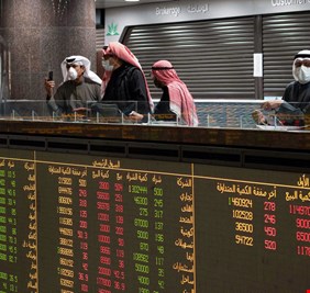 كورونا صناعة قطرية ..! كاتبة سعودية تثير ضجة كبيرة ..