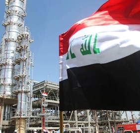 خبير نفطي: الخزينة العامة لن تتمكن من الاستمرار بصرف رواتب الموظفين بسبب انخفاض الأسعار و تحويل أموال النفط الى كردستان