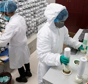 الصين تسجل تراجعا في عدد الوفيات بـ