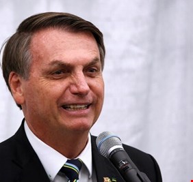 رئيس البرازيل: قضية كورونا فبركة إعلامية