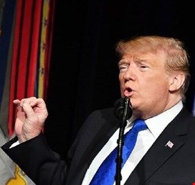 كورونا.. ترامب يعلق استقبال الرحلات القادمة من أوروبا 30 يوما