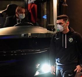 الأطباء ورابطة اللاعبين يهاجمون الأندية الإيطالية