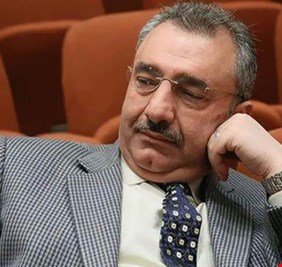 انت من ياطينة مخلوق ؟.. الشيخ علي يتهجم على مرجع ديني ..