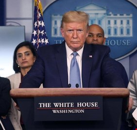 ترامب يحدد شهر تموز أو آب موعداً لنهاية كورونا.. ويعلن عن بوادر أولية جيدة لتجارب اللقاح المكتشف..