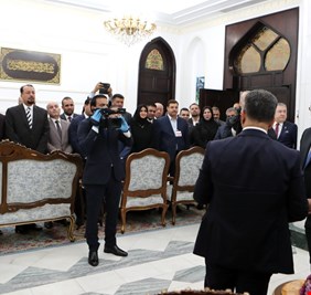 مرشح سابق لرئاسة الوزراء يهنئ الزرفي بتكليفه تشكيل الحكومة