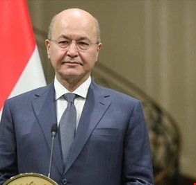 نائب في البرلمان يتهم رئيس الجمهورية بالخيانة، ويطالب الكتل بوضع حد لتصرفاته !