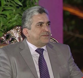 أكاديمي يرد على ترشيحه بديلاً عن الزرفي: لا يجوز دستوريا وأخلاقيا