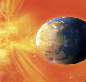 تحذير فضائي.. رياح شمسية بسرعة 1.6 مليون كم/الساعة تضرب الأرض!