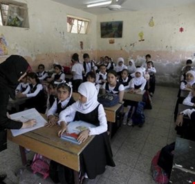 الصحة النيابية تقترح خطة من 3 نقاط لرفع الحظر جزئياً مطلع رمضان وتوضح بشأن دوام المدارس