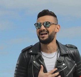 كيف أجبر كورونا رامز جلال على تعديل برنامجه؟