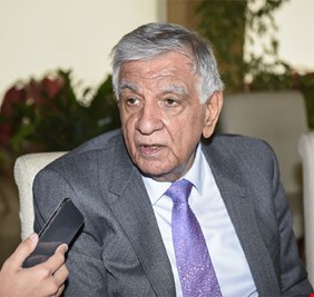 في إتصال مع (العراق اليوم)، الخبير النفطي والوزير السابق جبار اللعيبي يضع أصبعه على جرح النفط النازف