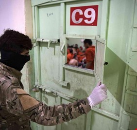 التيار الصدري يتحدث عن محاولات لتهريب قادة داعش من السجون العراقية مقابل مليون دولار لكل قائد منهم !