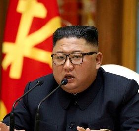 زعيم كوريا الشمالية يظهر علنا لأول مرة منذ 20 يوما