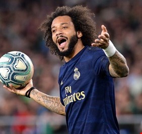 مارسيلو يرد على أنباء انتقاله: وقعت ليوفنتوس من أجل رونالدو