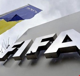 الفيفا يبحث إقامة الموسم بأوروبا وفقا للتقويم السنوي
