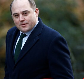 بريطانيا تطالب الصين بإجابات حول تفشي فيروس كورونا