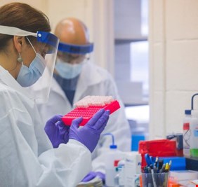 بالصور : لأول مرة.. كشف تفاصيل مجهرية لفيروس كورونا