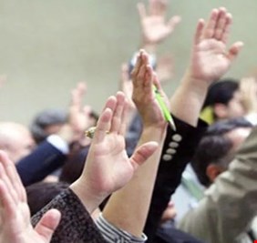 النواب الكرد : سنحضر ونصوت جميعنا لحكومة الكاظمي