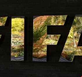 رسميا.. مجلس الاتحاد الدولي لكرة القدم يوافق على إجراء 5 تبديلات في المباراة