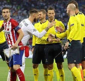 حكم نهائي دوري أبطال أوروبا 2016 يعترف: هدف راموس جاء من تسلل