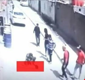 بعد رميها من شقة في البصرة.. والد الطفلة المتوفية يقر بفعلته ويدلي بتبرير ’’صادم’’