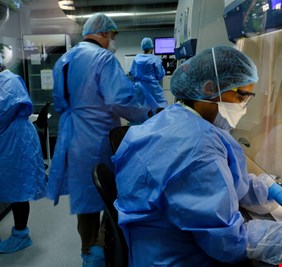 اكتشاف أناس لا يمسهم الفيروس التاجي!!