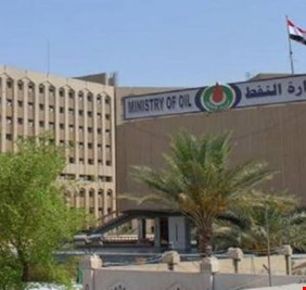 الطاقة النيابية: بعض المسؤولين بوزارة النفط أبعدوا المهنيين لأسباب طائفية