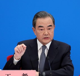 الصين: لا عودة لعالم ما قبل كورونا وعلينا وواشنطن إيجاد طريقة للتعايش