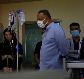 بعد فيديو الكاظمي.. لاعب كرة قدم  يتعهد بتلبية طلب طفل مصاب بالسرطان