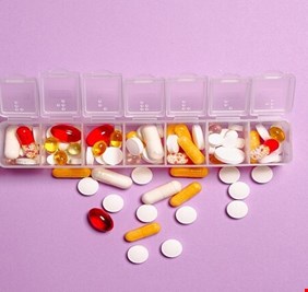 علامة الهاتف المحمول قد تدل على المراحل المبكرة الخفية لنقص فيتامين ضروري للجسم!