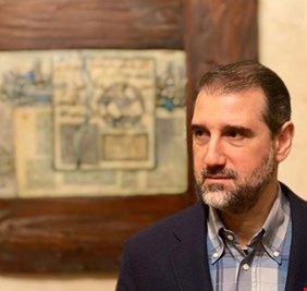 سوريا.. مخلوف يعلن نقل ملكية أسهمه في المصارف والشركات إلى 