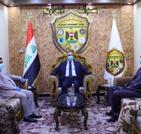 بعد أن قتل الكاظمي وجهاز المخابرات كبار قادته، المتحدث بإسم داعش يهاجمهما، ويصف الكاظمي بالجاسوس !