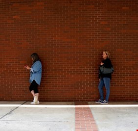 دراسة: مليارا شخص مهددون بفقدان وظائفهم في الشهرين المقبلين