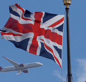 ردا على الصين.. بريطانيا تعلن استعدادها لفتح المجال أمام منح الجنسية لنحو 3 ملايين مقيم في هونغ كونغ