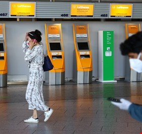 هبوط أول طائرة تقلّ موظفين أوروبيين في الصين منذ إغلاق حدودها