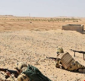 مصر.. مقتل وإصابة 5 عسكريين خلال مداهمات في محافظة شمال سيناء
