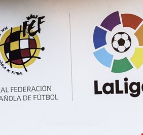 الأندية الإسبانية تستأنف التدريبات الجماعية بدءا من الاثنين