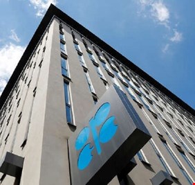 الجزائر تقترح تقديم موعد اجتماع 