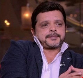محمد هنيدي يرد على المغردين ويكشف سبب تغيبه عن جنازة الفنان المصري الراحل حسن حسني