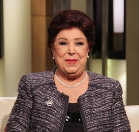 نقل الفنانة المصرية رجاء الجداوي إلى العناية المركزة إثر تدهور صحتها