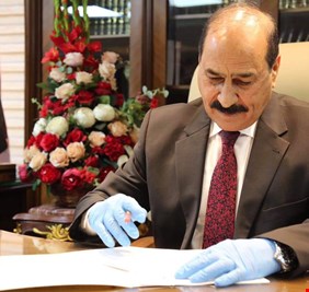 وزير النقل الجديد يغلق أول باب من أبواب الفساد في وزارته، ويلغي مكاتب إصدار تصريح دخول مطار بغداد
