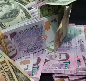 انهيار الليرة السورية إلى أدنى مستوياتها أمام الدولار