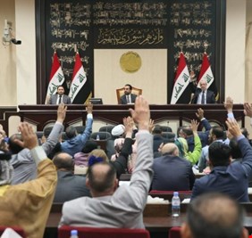 البرلمان يمرر مرشحي الوزارات الشاغرة في كابينة الكاظمي