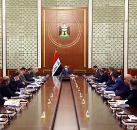 القروض العراقية الخارجية ورواتب الموظفين في اجتماع مهم جداً يجمع الكاظمي ومستشاريه والبرلمان !