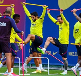 ميسي يعود للتدريبات الجماعية لبرشلونة
