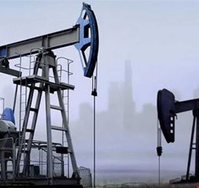 برنت يتماسك فوق مستوى 40 دولارا للبرميل