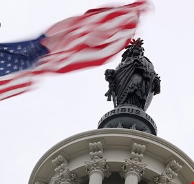 مشرعون أمريكيون يطالبون ترامب بتطبيق 