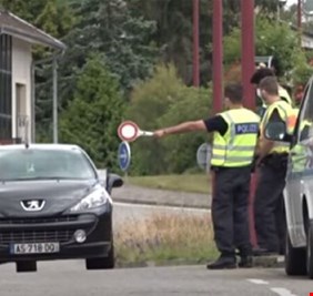 فرنسا ترفع جميع القيود على حدودها الأوروبية اعتبارا من يوم الاثنين