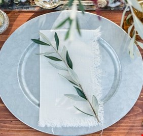 العلماء يفسرّون الوقت الأفضل لتناول العشاء لإنقاص الوزن